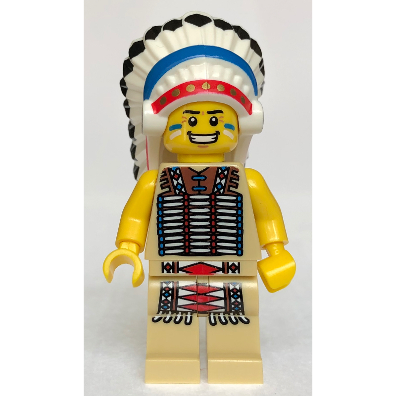 Tribal Chief — minifigure detail