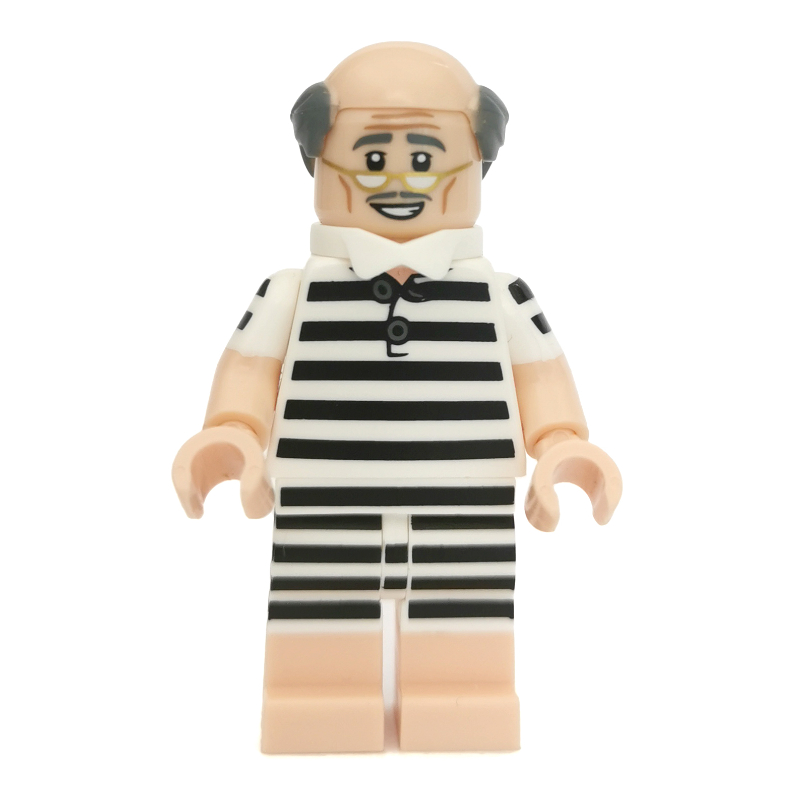 Alfred Pennyworth, Balding, Swimsuit (CMF) — minifigure detail
