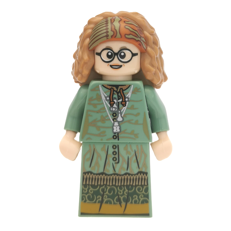 Professor Sybill Trelawney, Sand Green Robe (CMF) — minifigure detail