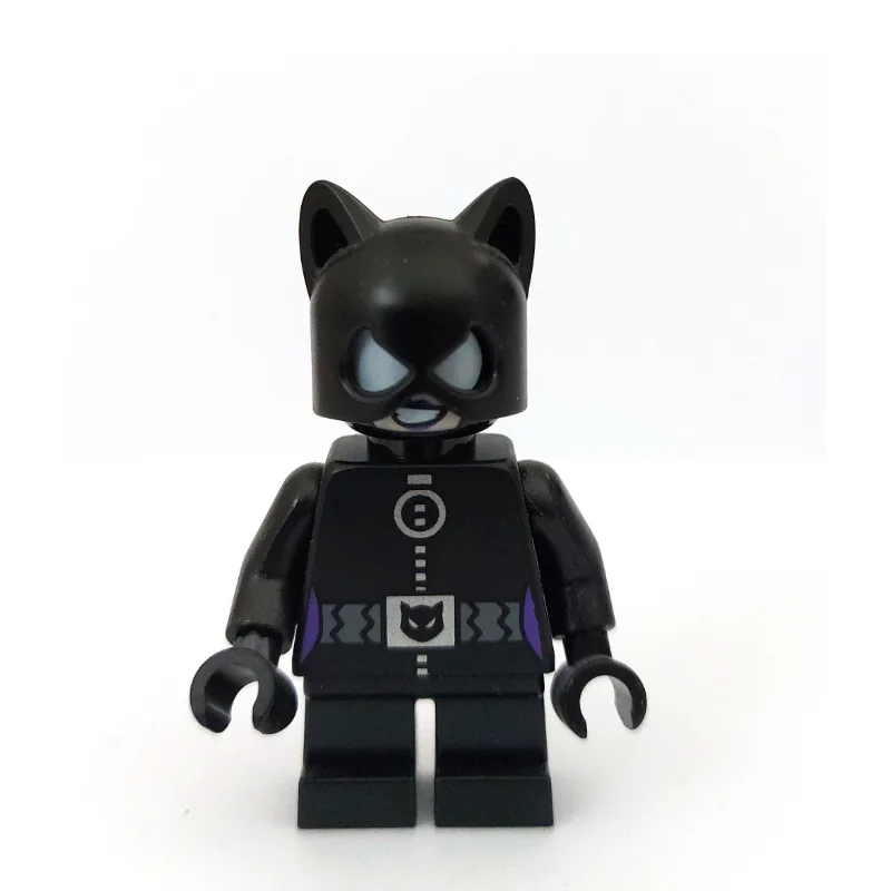 Catwoman with Short Legs
