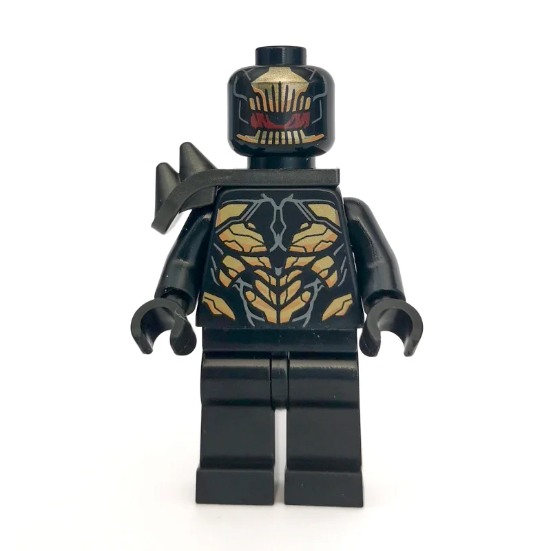 Outrider with Shoulder Armor