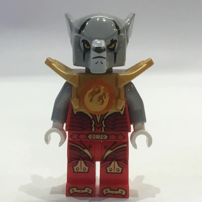 Worriz with Shoulder Armor with Fire Chi
