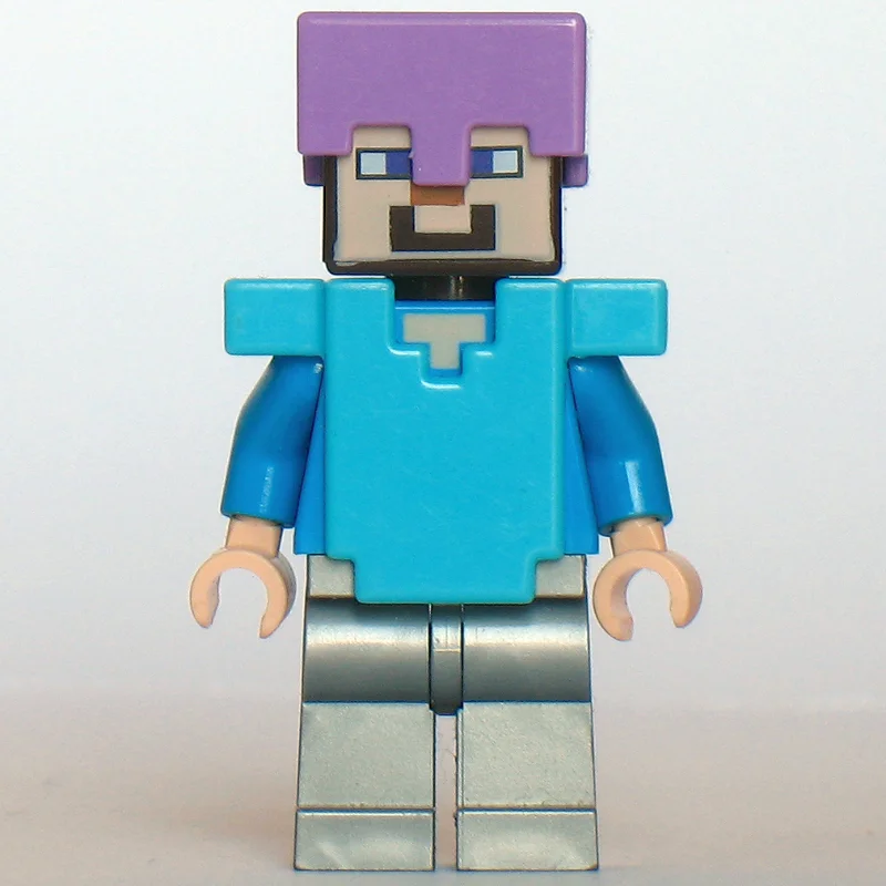 Steve in Medium Lavender Helmet, Medium Azure Armor, and Flat Silver Legs