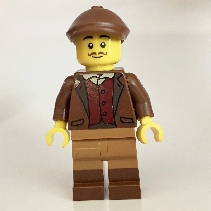 Camera Man, Reddish Brown Torso, Medium Nougat Legs, Reddish Brown Cap