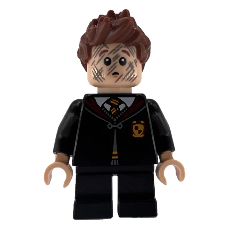 Seamus Finnigan, Gryffindor Robe with Crest, Short Legs