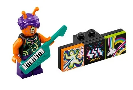 Alien Keytarist