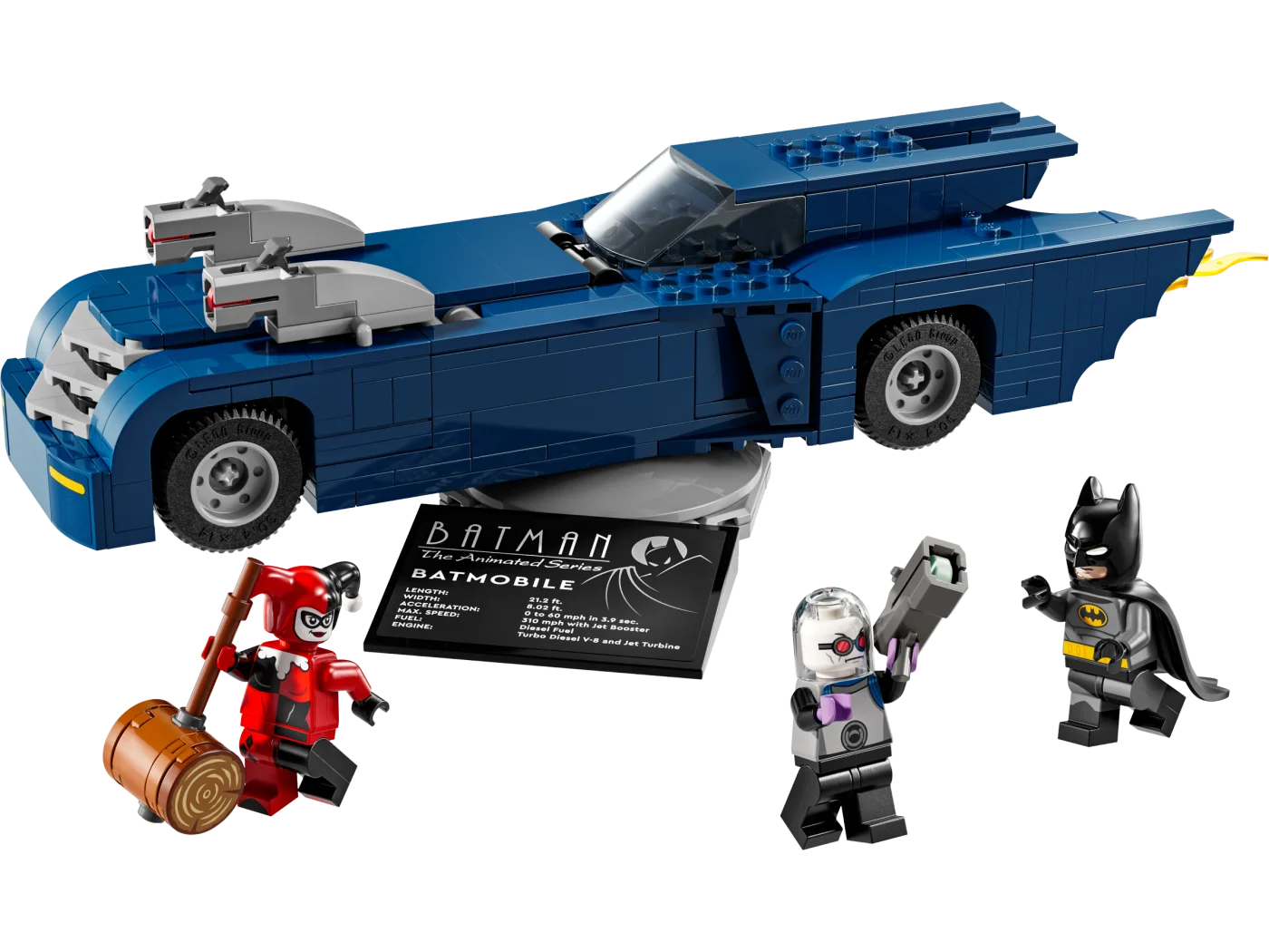 Batman with the Batmobile vs Harley Quinn and Mr. Freeze